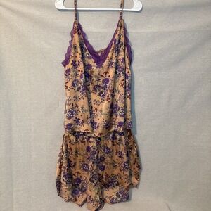 Adore Me Womens Chemise Top & Pajama Bottoms Size 1X Lingerie Floral Purple Sexy